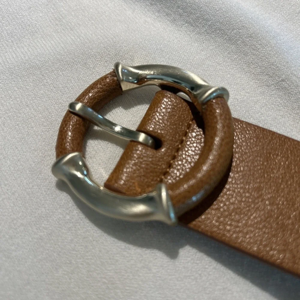 Talbots Women Belt Size XS Brown Camel Leather Exterior Gold Bamboo Buckle XS-Sm